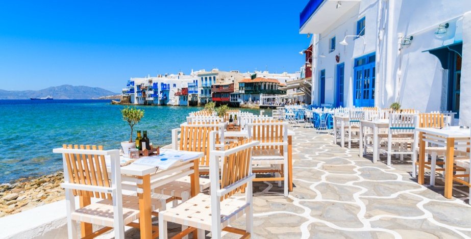 Greek Island Hopping With Breakfast, Transfers & Flights